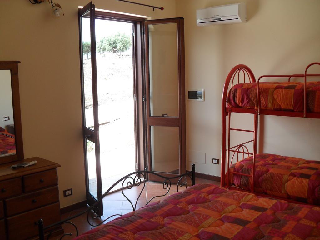 Agriturismo La Targa Buonfornello Eksteriør bilde