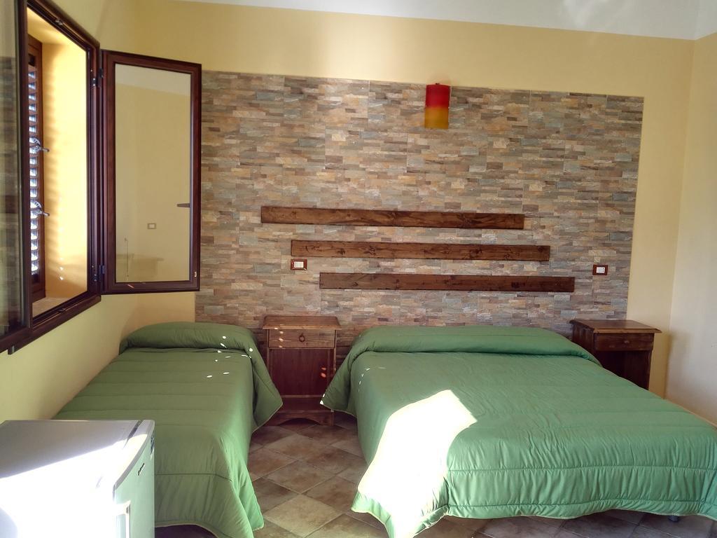 Agriturismo La Targa Buonfornello Eksteriør bilde